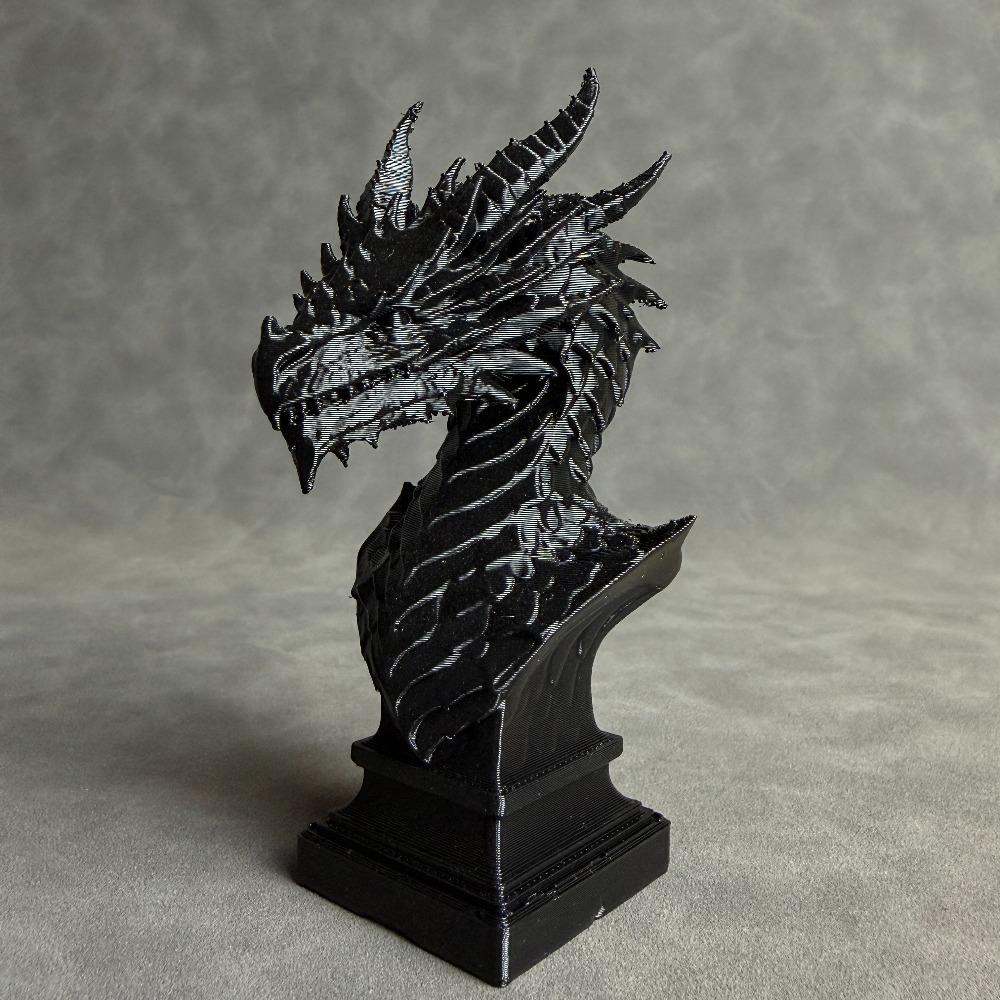 Scultura di testa di drago in  - Head Racket Boom recensione e prezzo